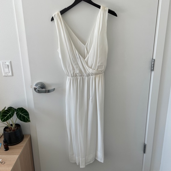 Aritzia Babaton Maximillian Jumpsuit in White - Picture 6 of 6